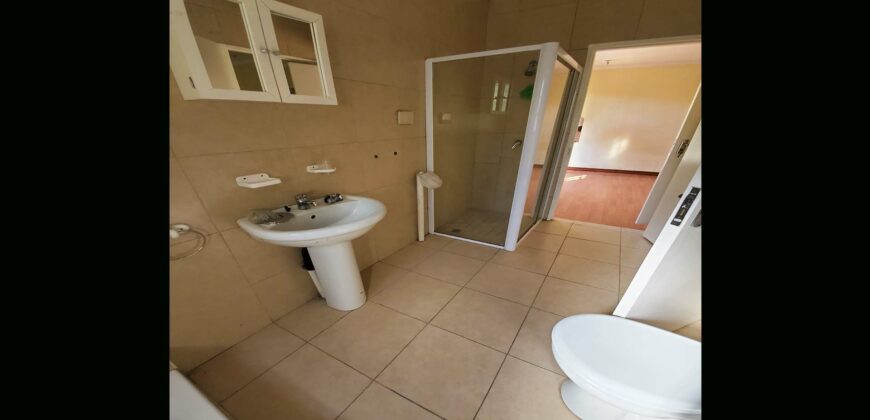 2 Bedroom Cottage for Rent in Fourways: Sandton