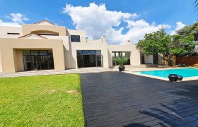 6 Bedroom Pet-friendly House for Rent: Dainfern Golf Estate