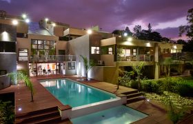 4 Bedroom Townhouse for Rent: Sthrathavon: Sandton