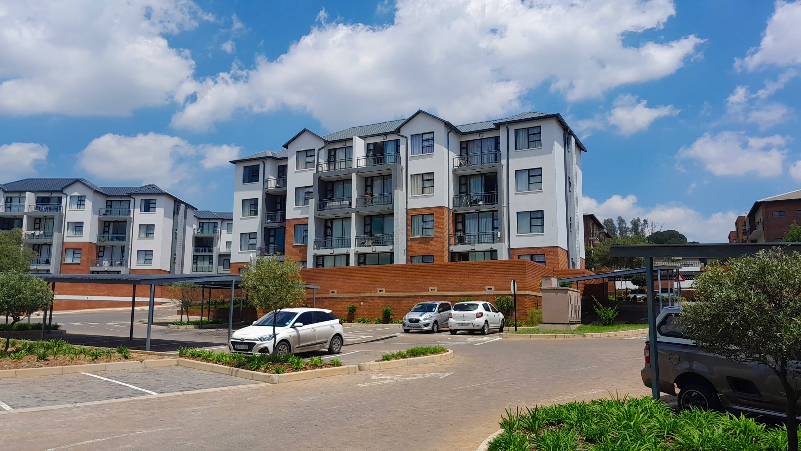 3 Bedroom Apartment for Sale: Sheer: Pretoria