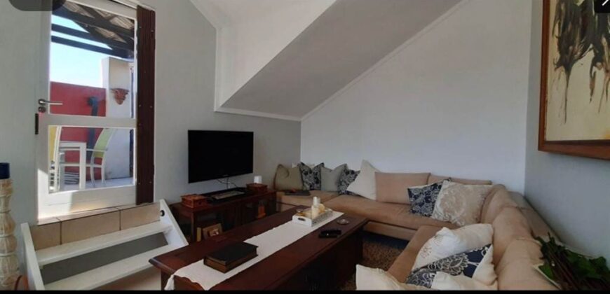 2 Bedroom Apartment for Sale: Pineslopes: Sandton