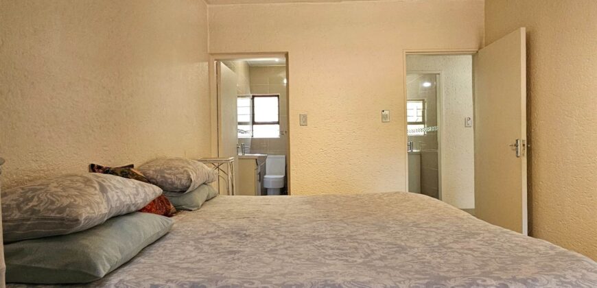 3 Bedroom Apartment for Sale: Morningside: Sandton