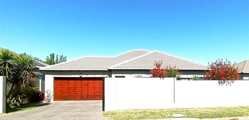 3 Bed Cluster for Sale in Buccleuch: Sandton