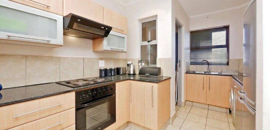 2 Bedroom Apartment for Sale: Sandhurst: Sandton