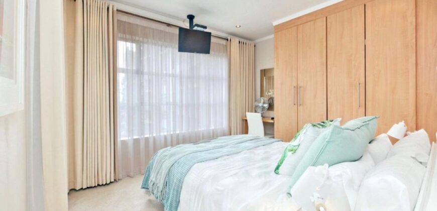 2 Bedroom Apartment for Sale: Sandhurst: Sandton