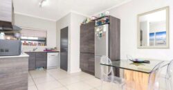 2 Bedroom Apartment for Sale: Fourways: Sandton