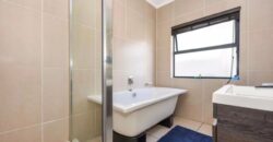 2 Bedroom Apartment for Sale: Fourways: Sandton