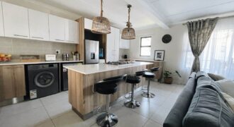 2 Bedroom Apartment for Sale: Lethabong: Sandton