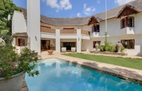 4 Bedroom House for Sale: Fourways: Sandton