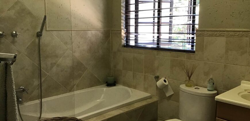 1 Bedroom Cottage for Rent: Fourways: Sandton