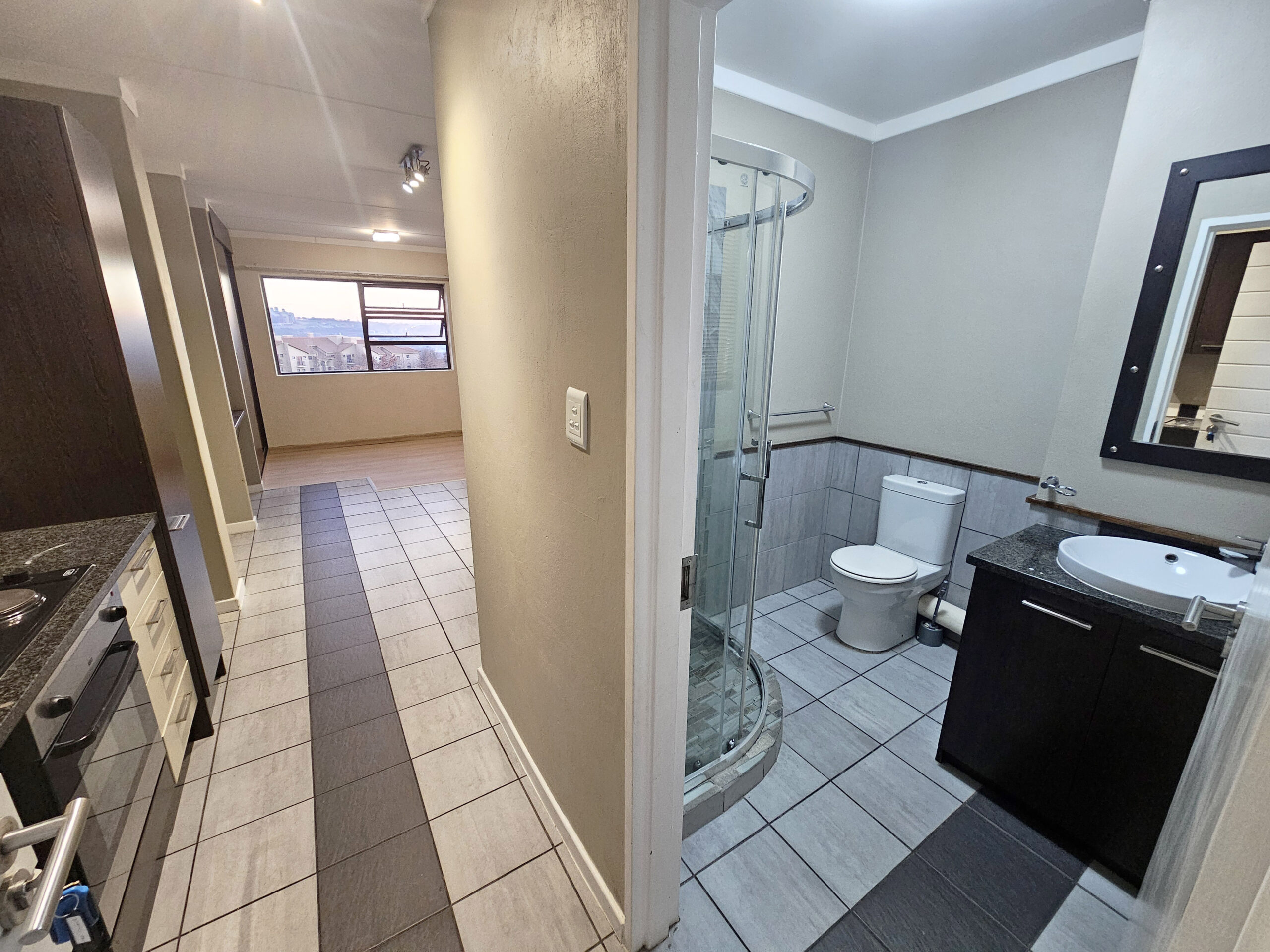 Studio Apartment for Sale: Fourways: Sandton