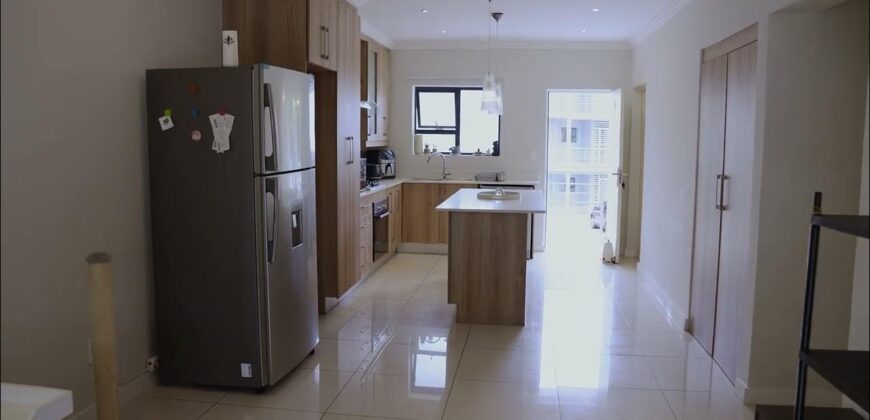 2 Bedroom Apartment for Sale: Bryanston: Sandton