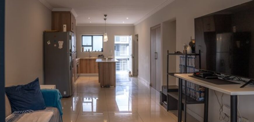 2 Bedroom Apartment for Sale: Bryanston: Sandton