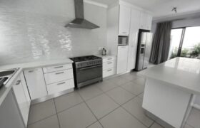 3 Bedroom House for Rent in Broadacres: Sandton