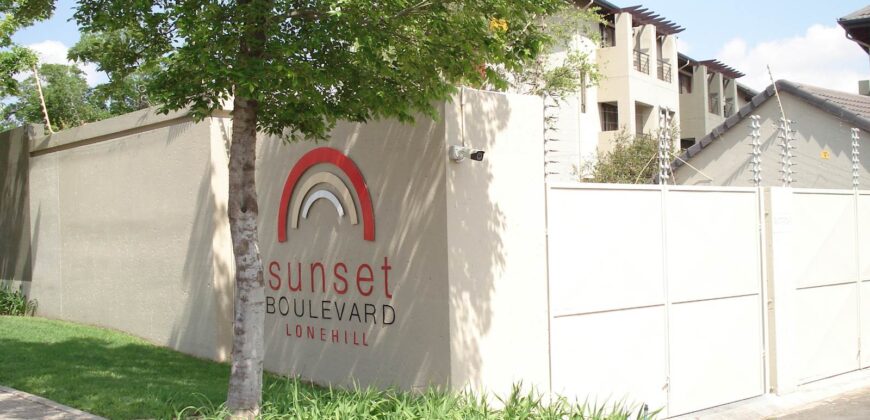 Studio Apartment for Rent: Lonehill: Sandton