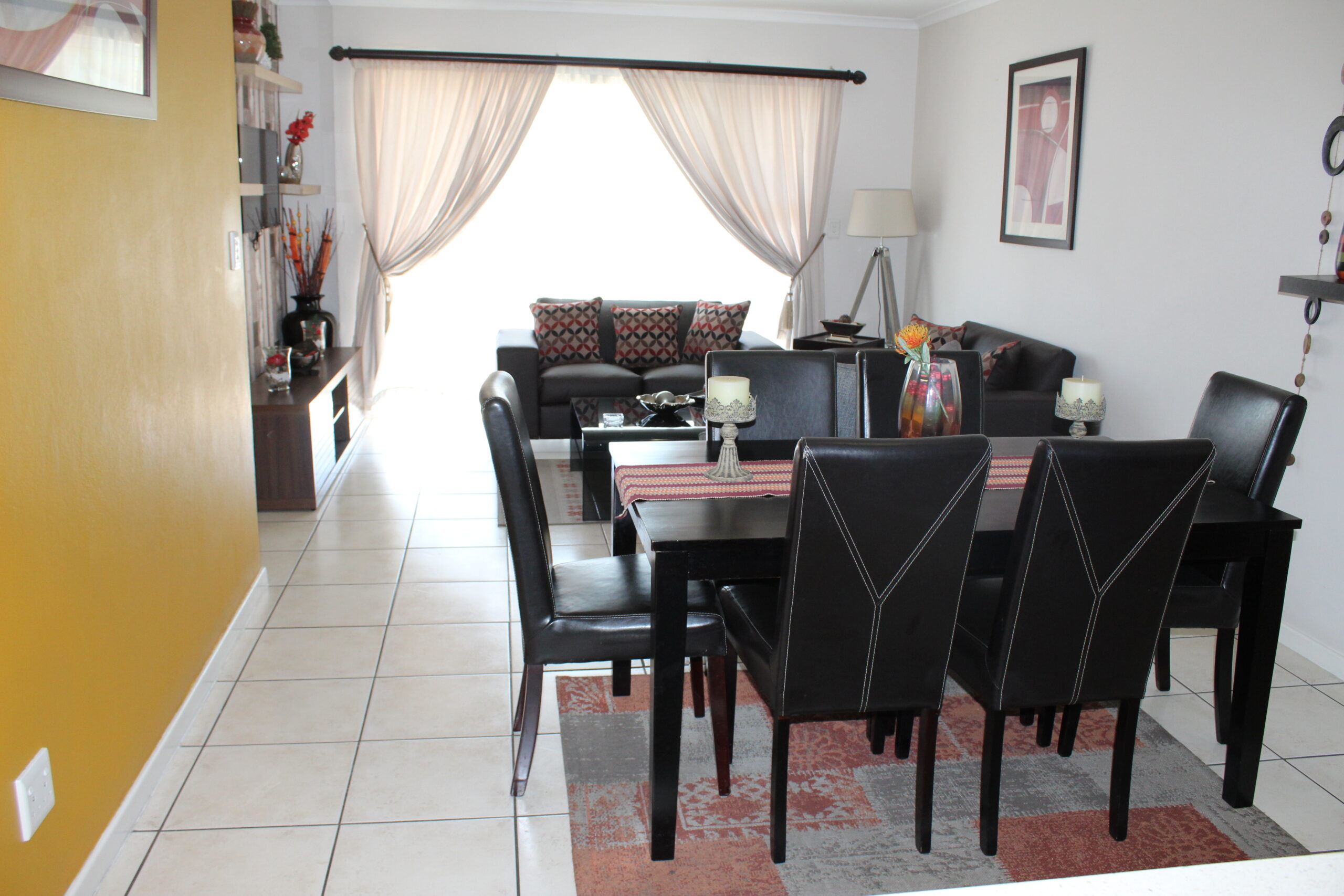 Fully Furnished 2 Bedroom Apartment for Rent: Rivonia: Sandton