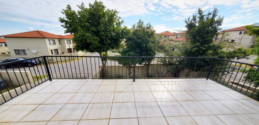 3 Bedroom Townhouse for Rent: Craigavon: Sandton