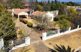 4 Bedroom House for Sale: Douglasdale: Sandton