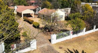 4 Bedroom House for Sale: Douglasdale: Sandton