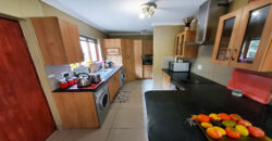 3 Bedroom Townhouse for Rent: Craigavon: Sandton