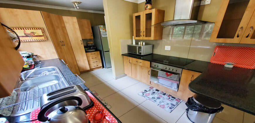 3 Bedroom Townhouse for Rent: Craigavon: Sandton