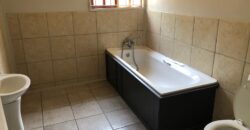 4 Bedroom House for Sale: Carlswarld, Midrand