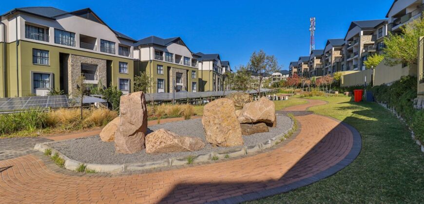 3 Bedroom Apartment for Sale: Waterfall City: Midrand