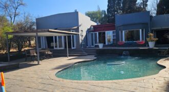 4 Bedroom House for Rent: Lonehill: Sandton