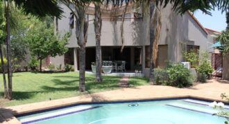 3 Bedroom Townhouse for Rent: Sunninghill: Sandton