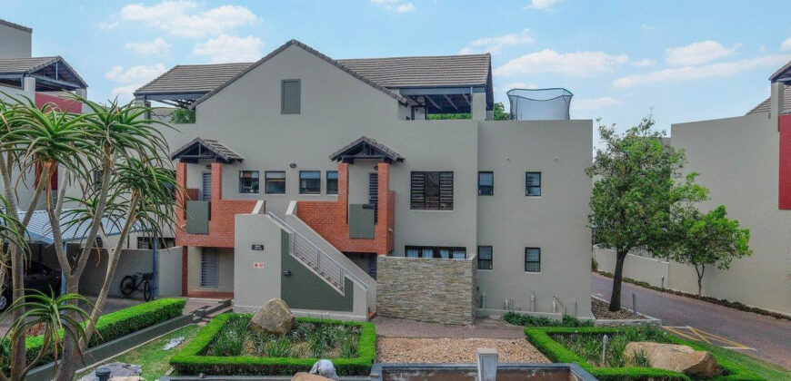 2 Bedroom Loft Apartment for Sale: Lonehill: Sandton