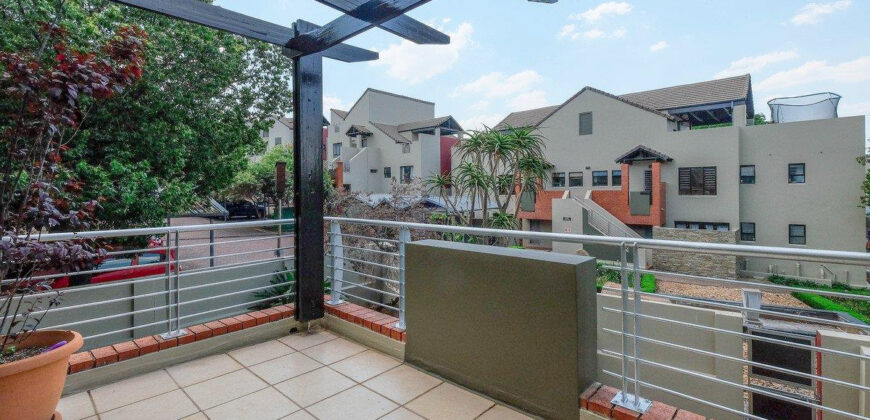 2 Bedroom Loft Apartment for Sale: Lonehill: Sandton