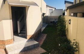 3 Bedroom Townhouse for Rent: Broadacres: Sandton