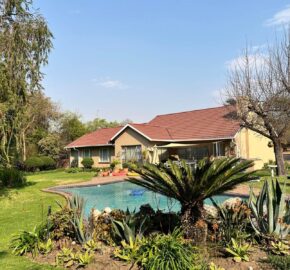 4 Bedroom House For Sale: Bryanston, Sandton